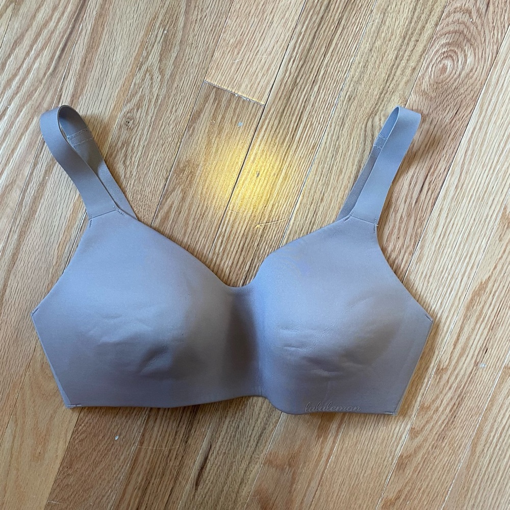 Lululemon intimates Hold True Bra -never worn